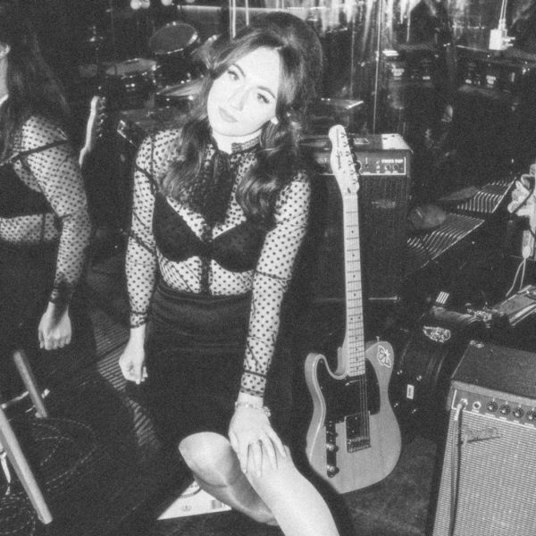 Live music on the Daffodil: Daisy Gill